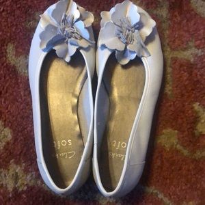 Clarks slip on leather pumps. Size 6m